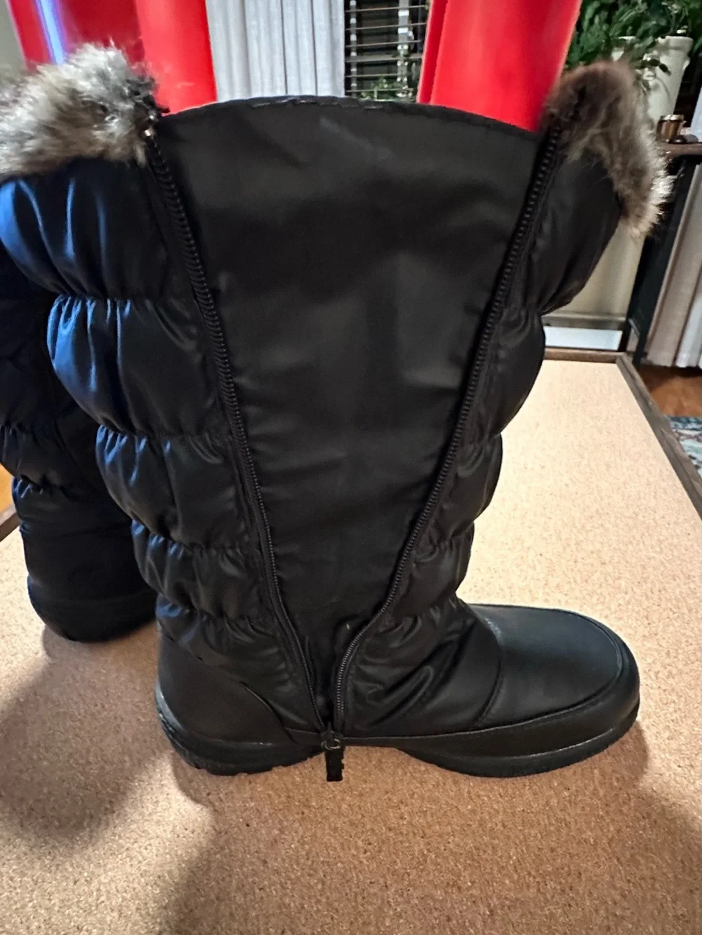 totes Black Quilted Faux-Fur Cuff Insulated Winter Boots